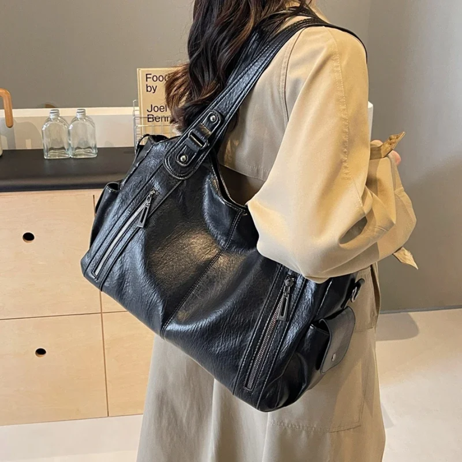 Elara Schultertasche
