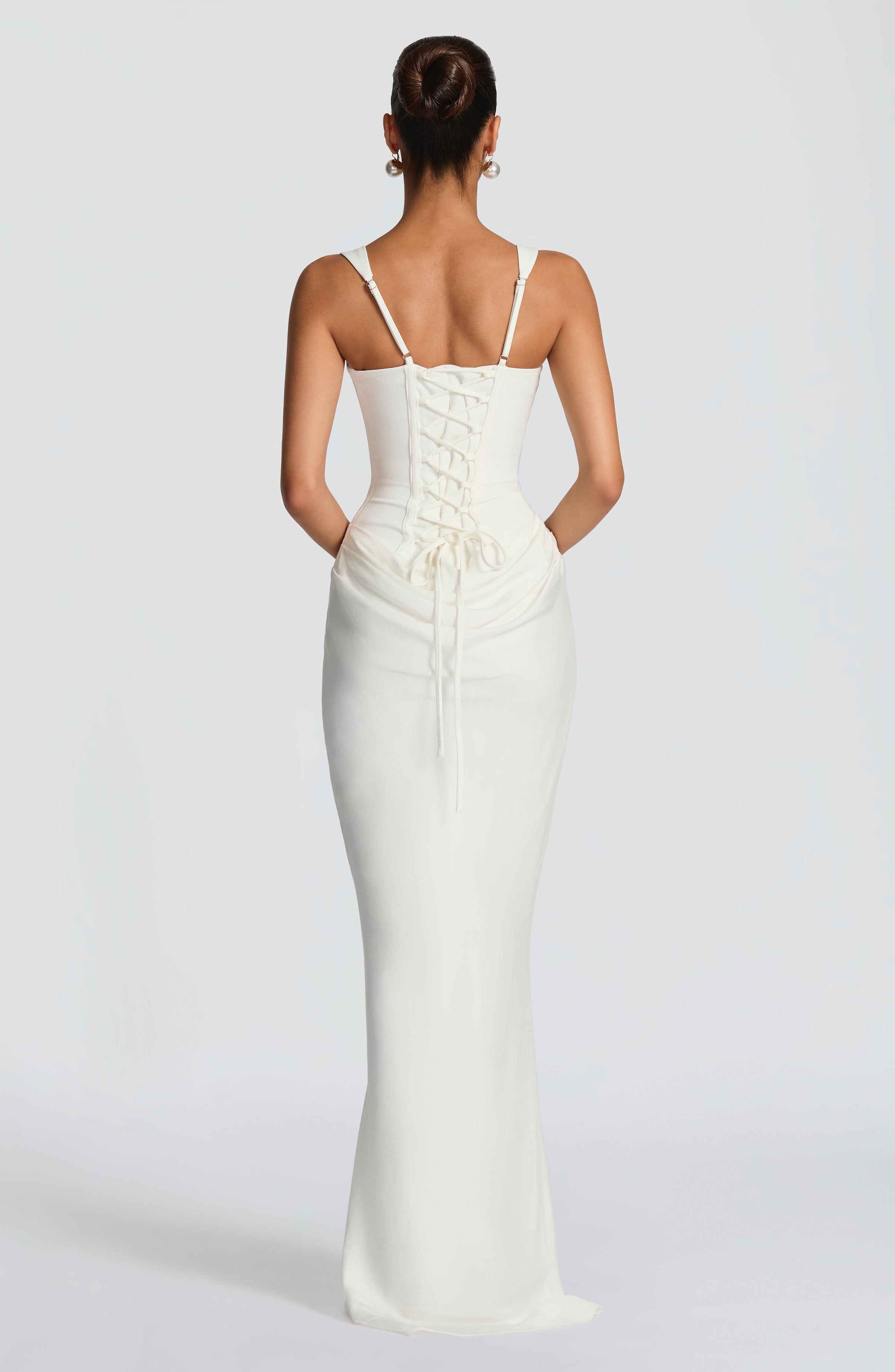 Indy Figurbetontes Maxikleid