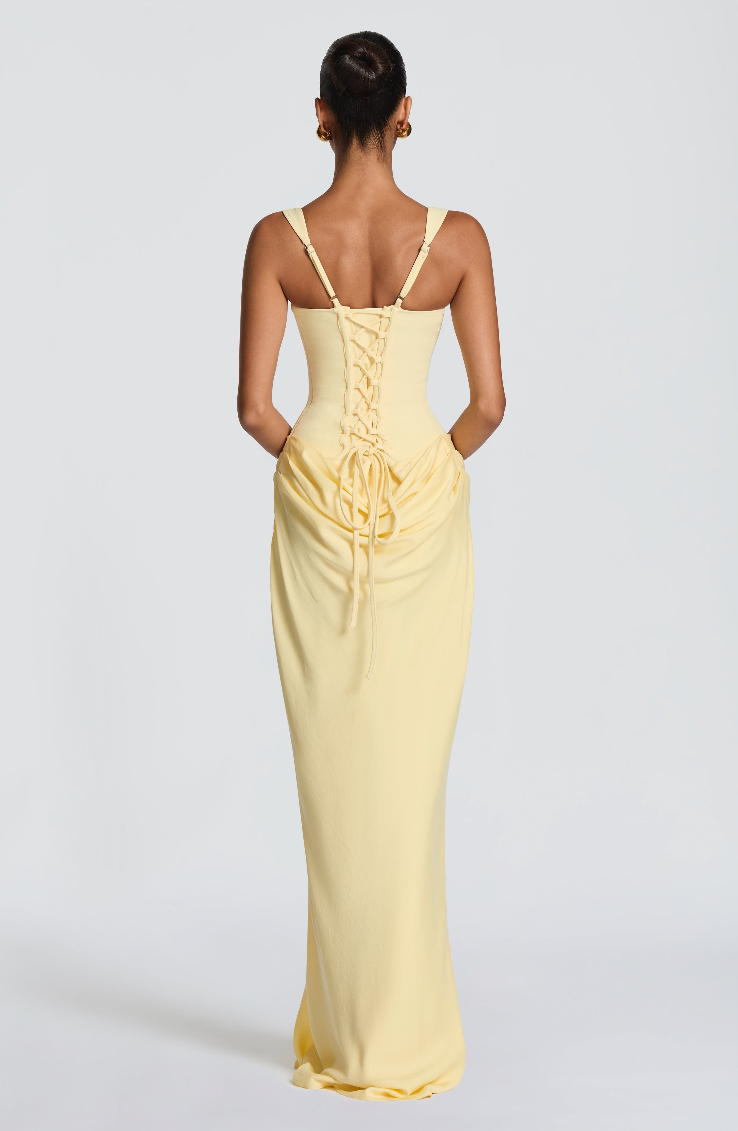 Indy Figurbetontes Maxikleid