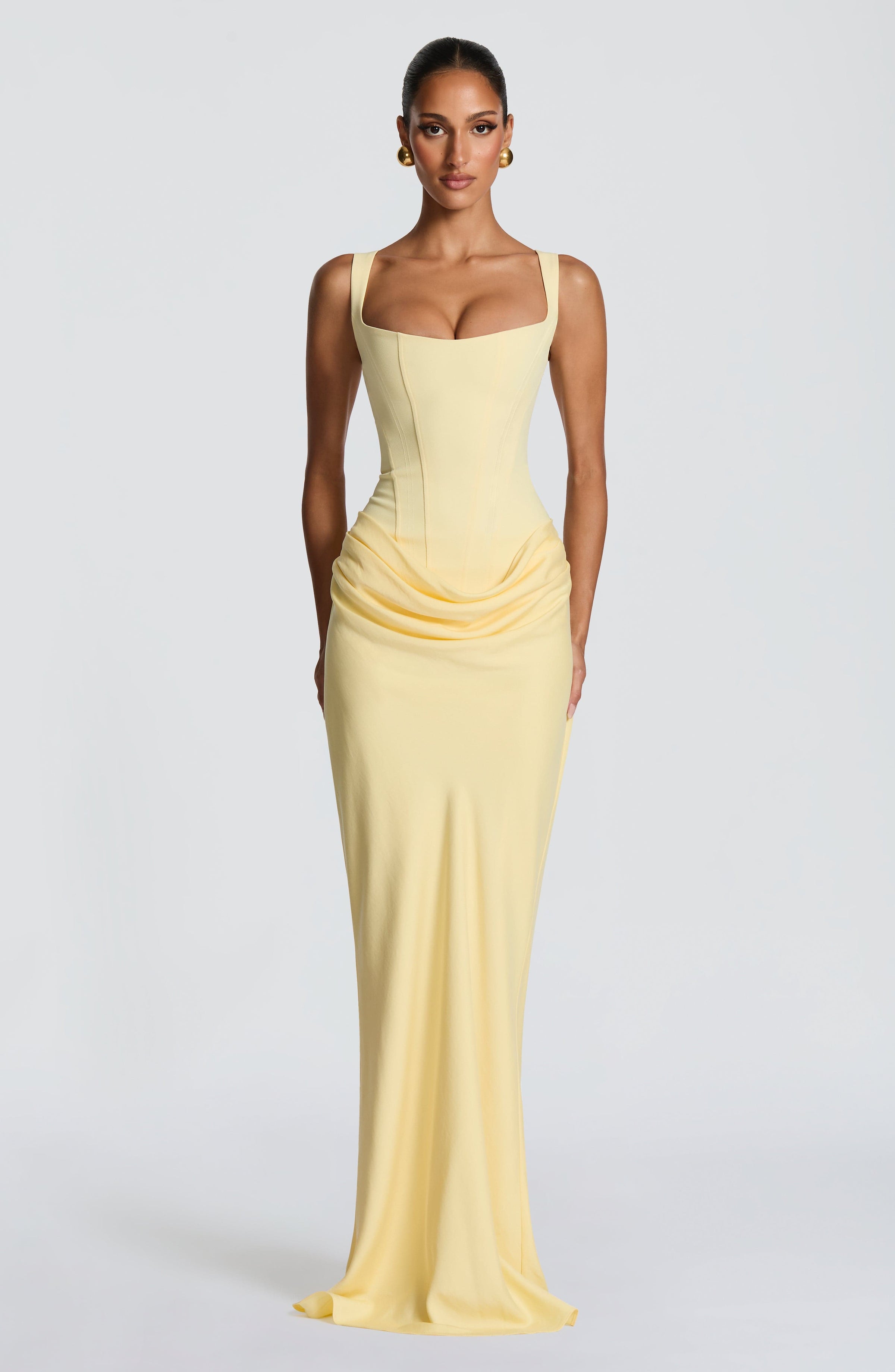 Indy Figurbetontes Maxikleid